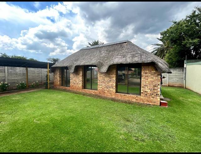 BUSINESS FOR SALE IN GEDULD